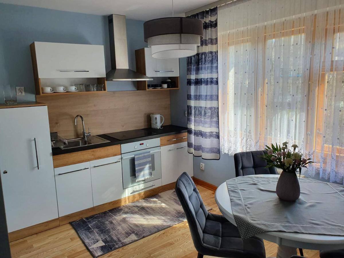 Apartamenty u Basi Lesnica  Bagian luar foto