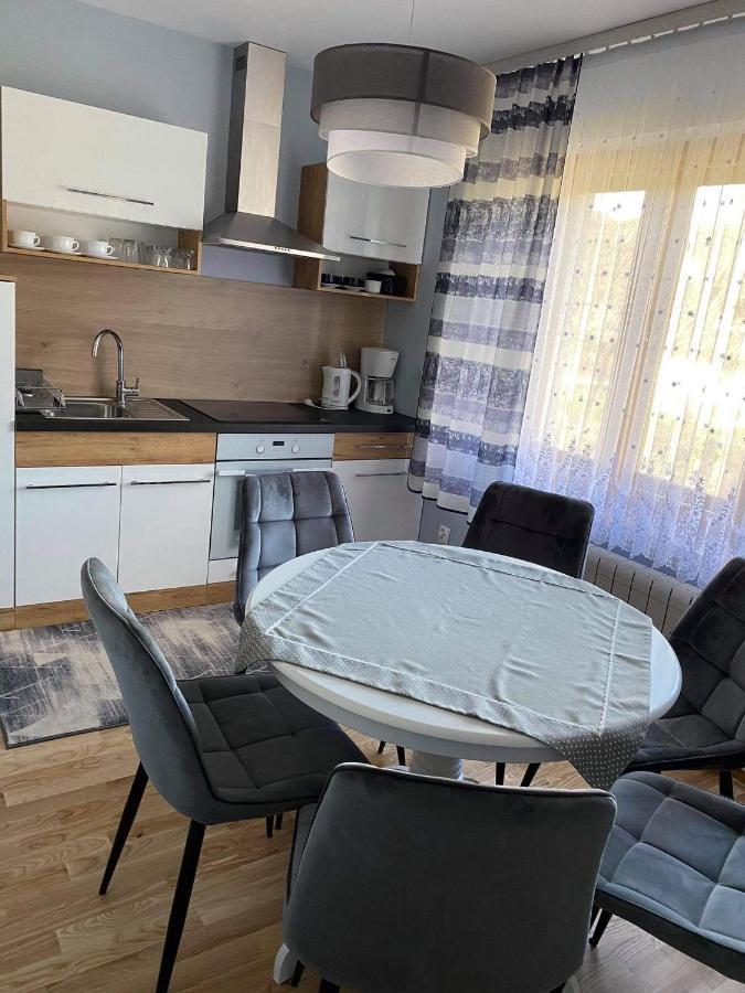 Apartamenty u Basi Lesnica  Bagian luar foto